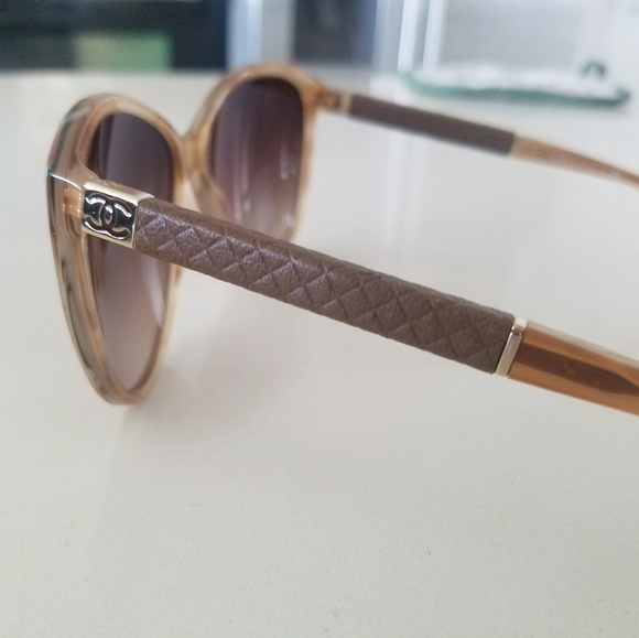 CHANEL Sunglasses
